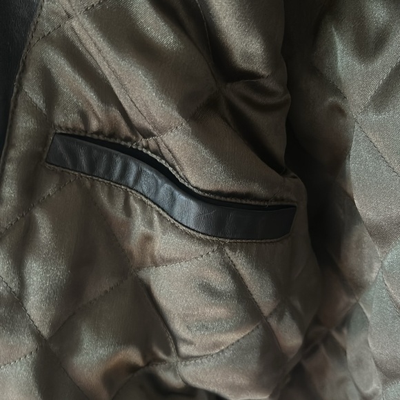 Men’s Network Appliance Leather Bomber Jacket - Picture 7 of 8